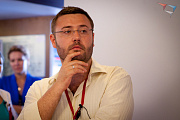 Форсайт-пароход: серия форсайт-сессий, организованная Агентством стратегических инициатив (АСИ), Российским управленческим сообществом президентской программы подготовки управленческих кадров (РУС) и фондом «Разумный интернет»